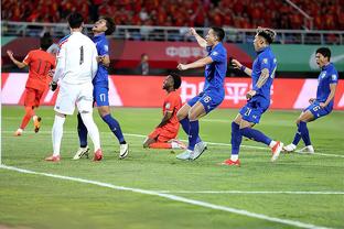 日本5-0泰国全场数据：射门数24-6，角球数13-3
